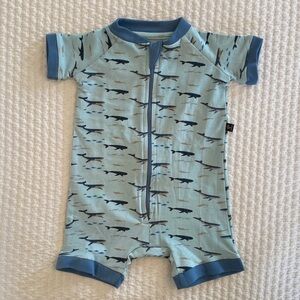 NWT Blue Whales Baby Romper, Size 3-6 months